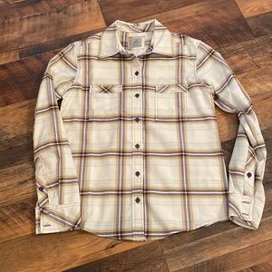 NWOT Ascend flannel size XS